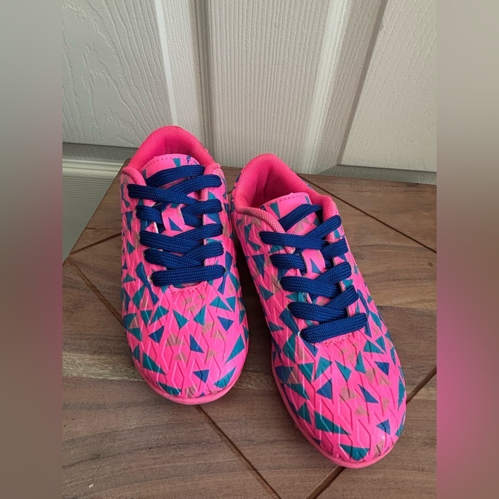 Dream Pairs Pink and Blue Sneakers Vibrant Design - Picture 4 of 8